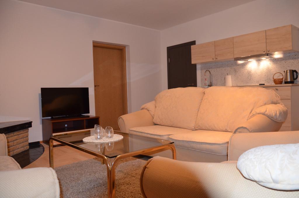 Apartments With Outdoor Spa Jacuzzi And Sauna Vilnius Exterior foto