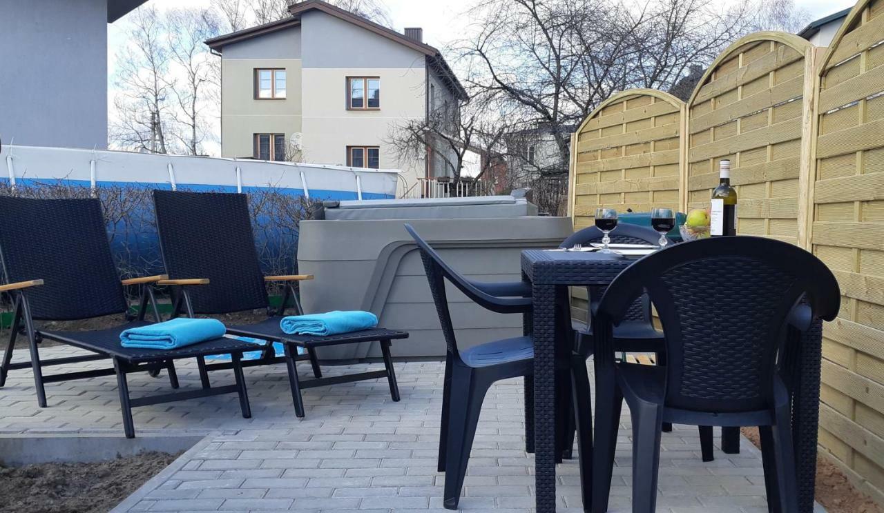 Apartments With Outdoor Spa Jacuzzi And Sauna Vilnius Exterior foto